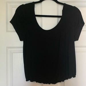 Black crop tee, Size L